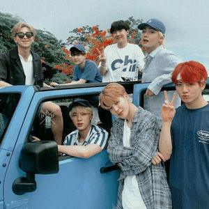 Meet your Posher, Vanessa